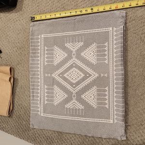Canvas throw pillow cover
